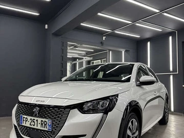 Авто Peugeot E-208 2020 № 7954447