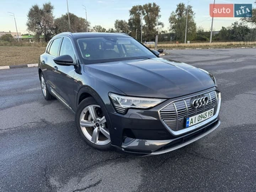 Авто Audi E-Tron 2020 № 7954646