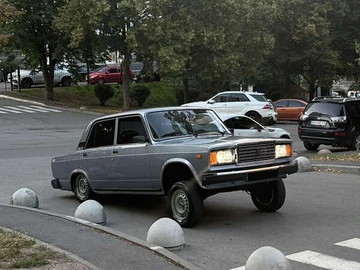 Авто ВАЗ 2107 2006 № 7954850