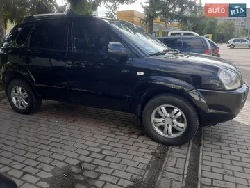 Авто Hyundai Tucson 2006 № 7955078