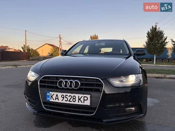 Авто Audi A4 2015 № 7955299
