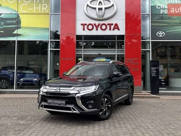 Авто Mitsubishi Outlander 2018 № 7955593