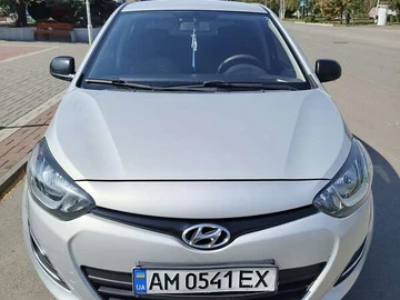 Авто Hyundai I20 2013 № 7955997