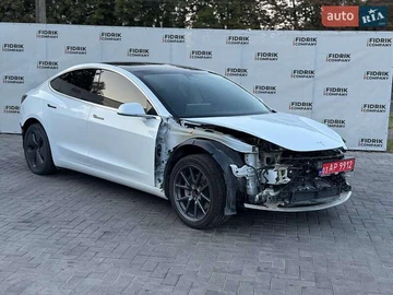 Авто Tesla Model 3 2020 № 7956268