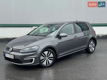 Авто Volkswagen E-Golf 2015 № 7956294
