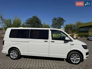 Авто Volkswagen Transporter 2017 № 7956508