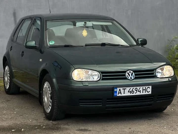 Авто Volkswagen Golf 2000 № 7956873