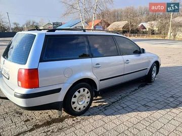 Авто Volkswagen Passat 2000 № 7956907