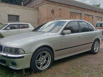 Авто BMW 5 Series 2001 № 7957134