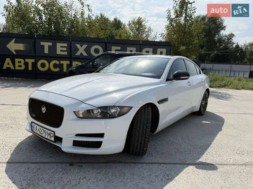 Авто Jaguar Xe 2019 № 7957377