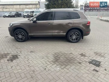 Авто Volkswagen Touareg 2011 № 7957539