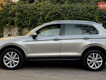 Авто Volkswagen Tiguan 2019 № 7957691
