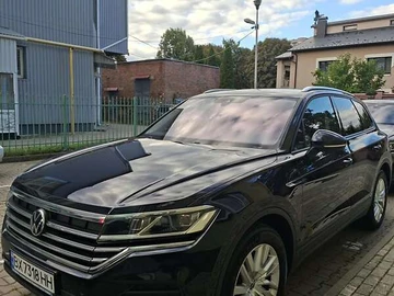 Авто Volkswagen Touareg 2021 № 7957724