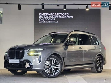 Авто BMW X7 2023 № 7957736