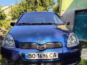 Авто Toyota Yaris 2001 № 7957874