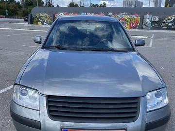 Авто Volkswagen Passat 2003 № 7958018