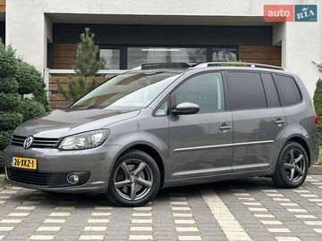 Авто Volkswagen Touran 2012 № 7958435
