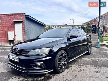 Авто Volkswagen Jetta 2017 № 7958474