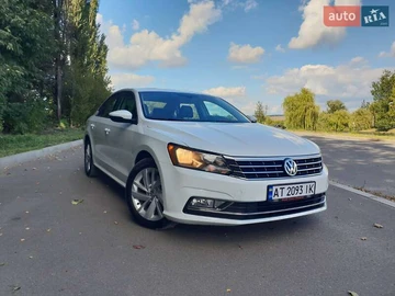 Авто Volkswagen Passat 2018 № 7958496