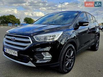 Авто Ford Kuga 2018 № 7958599