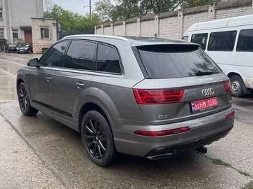 Авто Audi Q7 2017 № 7958750