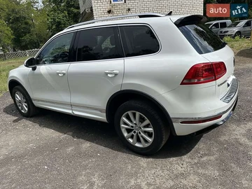 Авто Volkswagen Touareg 2018 № 7958776