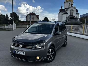 Авто Volkswagen Touran 2011 № 7965525