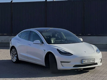 Авто Tesla Model 3 2019 № 7965535