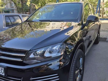 Авто Volkswagen Touareg 2011 № 7965538