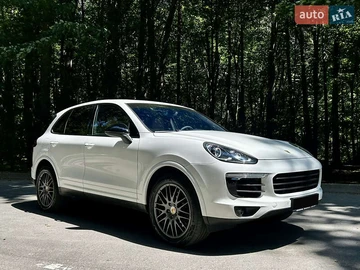 Авто Porsche Cayenne 2015 № 7965544