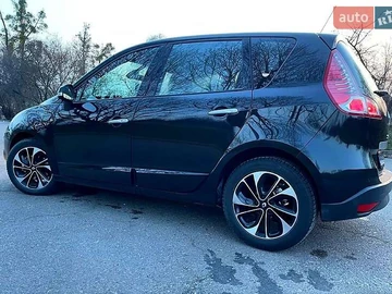 Авто Renault Megane Scenic 2010 № 7965658