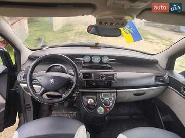 Авто Peugeot 807 2004 № 7965818