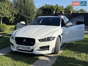 Авто Jaguar Xe 2018 № 7966074