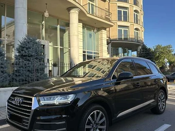 Авто Audi Q7 2018 № 7966090