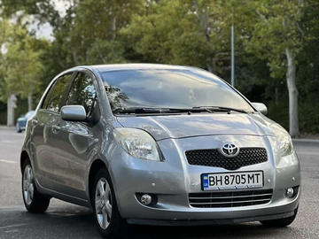 Авто Toyota Yaris 2006 № 7966221