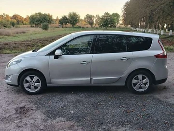 Авто Renault Scenic 2010 № 7966223