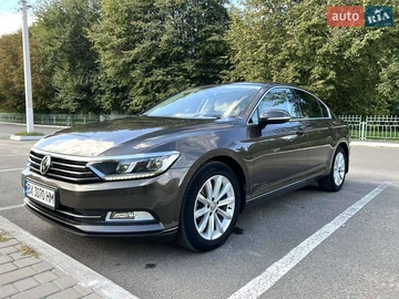 Авто Volkswagen Passat 2018 № 7966360