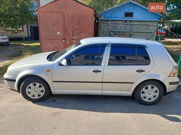 Авто Volkswagen Golf 1999 № 7966393