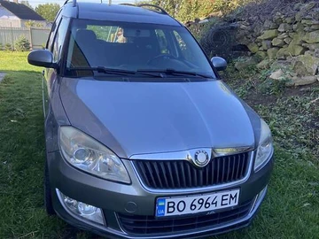 Авто Skoda Roomster 2010 № 7966404