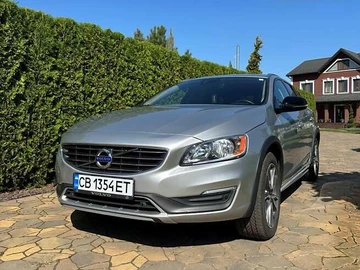 Авто Volvo V60 Cross Country 2016 № 7966792