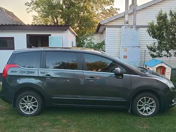 Авто Peugeot 5008 2013 № 7967137