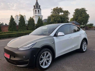 Авто Tesla Model Y 2021 № 7967350