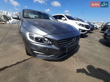 Авто Volvo S60 2015 № 7967596
