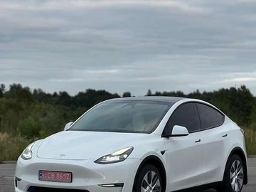 Авто Tesla Model Y 2023 № 7967810