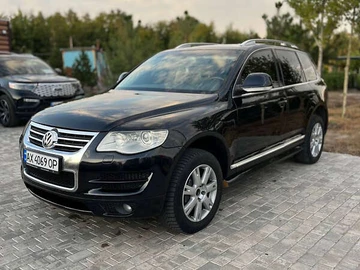 Авто Volkswagen Touareg 2007 № 7968378