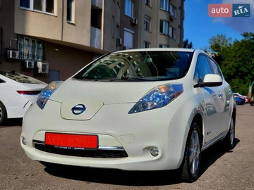 Авто Nissan Leaf 2012 № 7968605