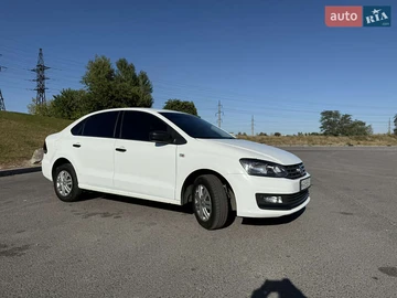 Авто Volkswagen Polo 2019 № 7968835