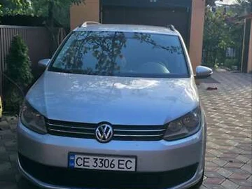 Авто Volkswagen Touran 2011 № 7968843