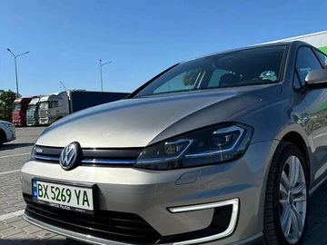 Авто Volkswagen E-Golf 2017 № 7968874
