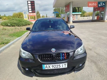 Авто BMW 5 Series 2003 № 7969595